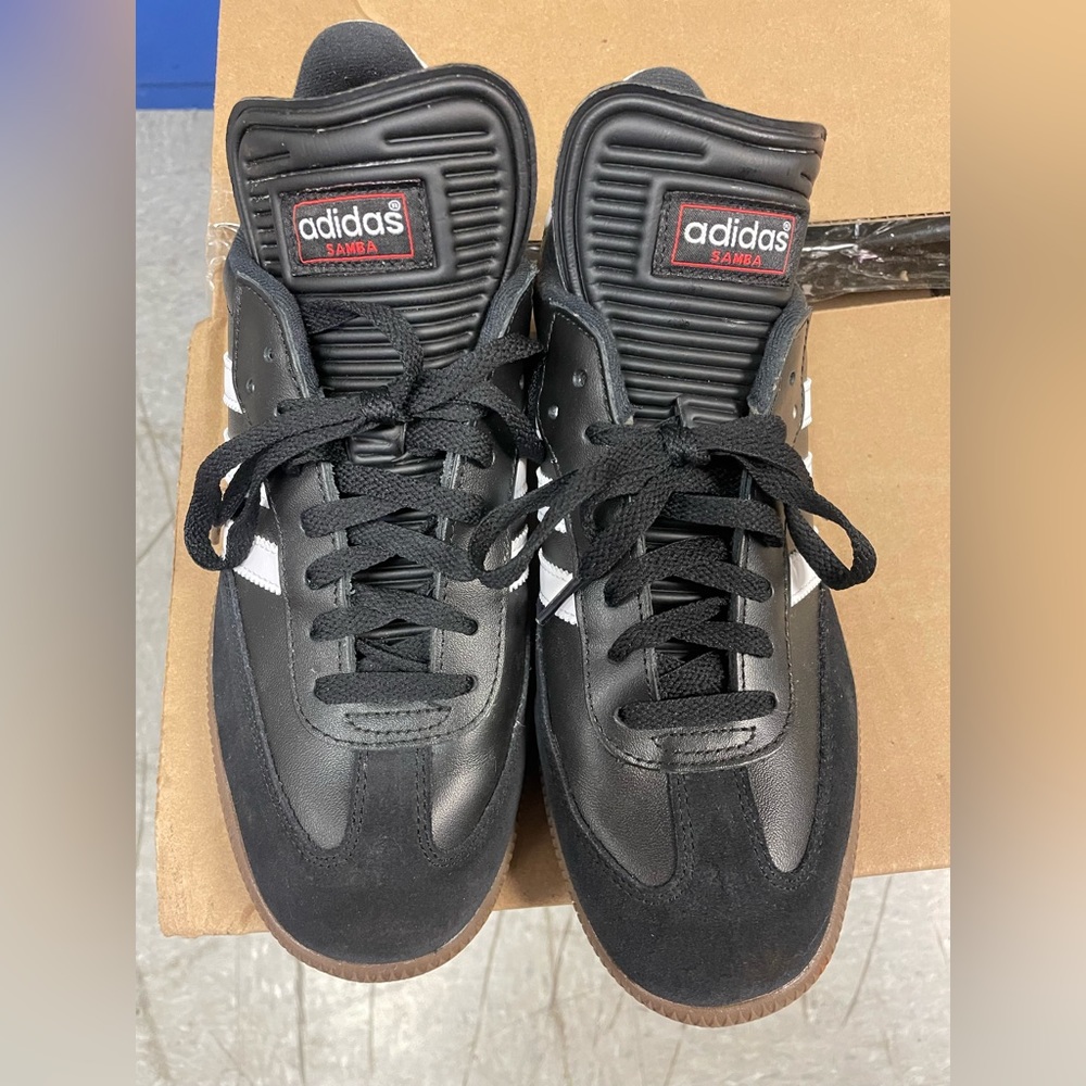 Adidas samba size 10